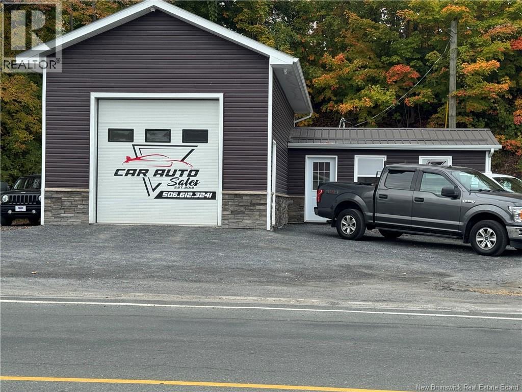 Additional image 2 of 535+539 Main Street, Woodstock, NB, E7M2B9