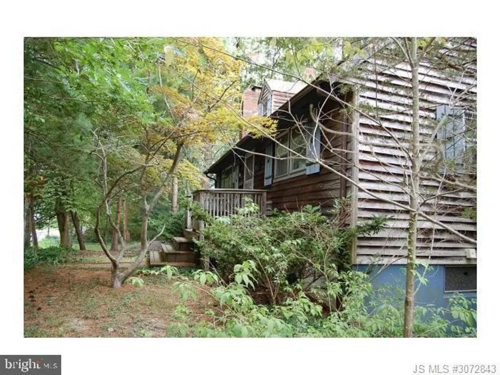 857 Rowe Street, Lanoka Harbor, NJ 08734