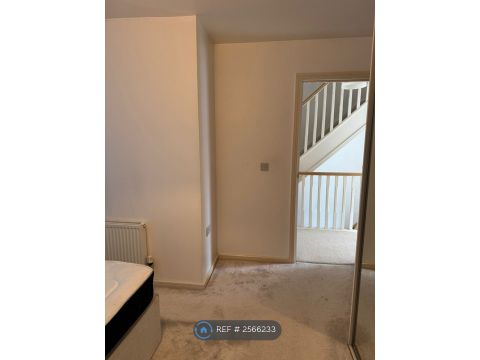Salford, Salford M7, Room to rent