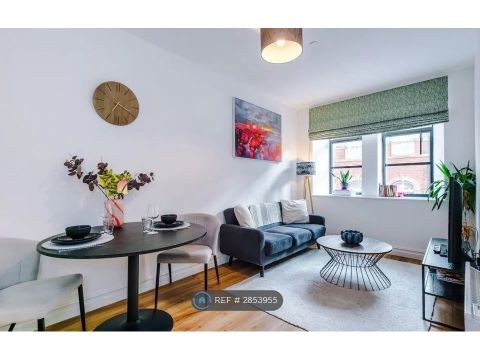 Hawke Park Road, London N22