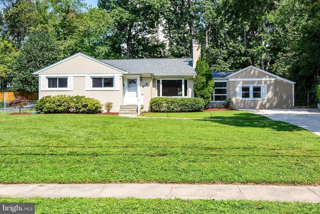 7005 Radnor Road, Bethesda, MD 20817