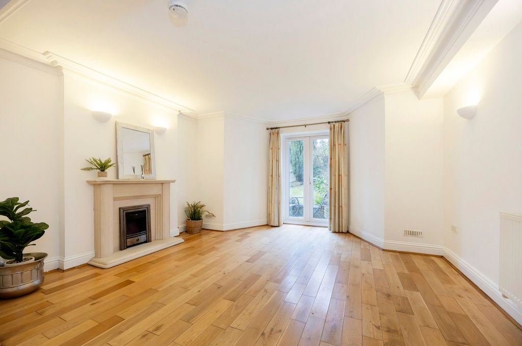 Additional image 2 of 1 bed flat for saleParabola Road, Cheltenham GL50