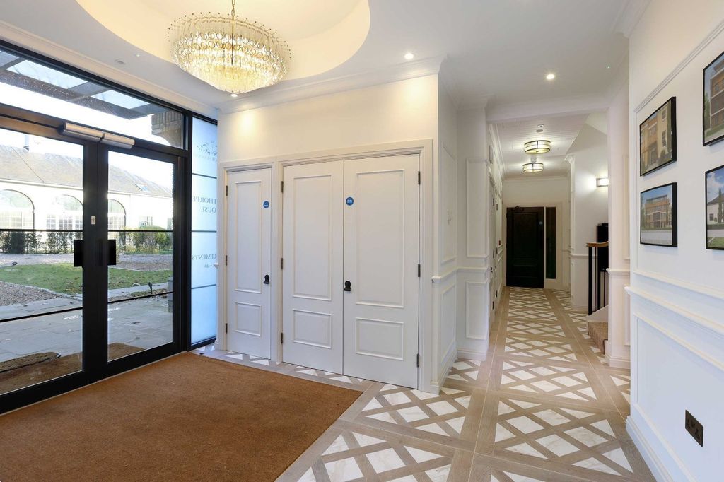 Additional image 12 of 3 bed flat for saleWesthorpe Park, Marlow, Buckinghamshire SL7