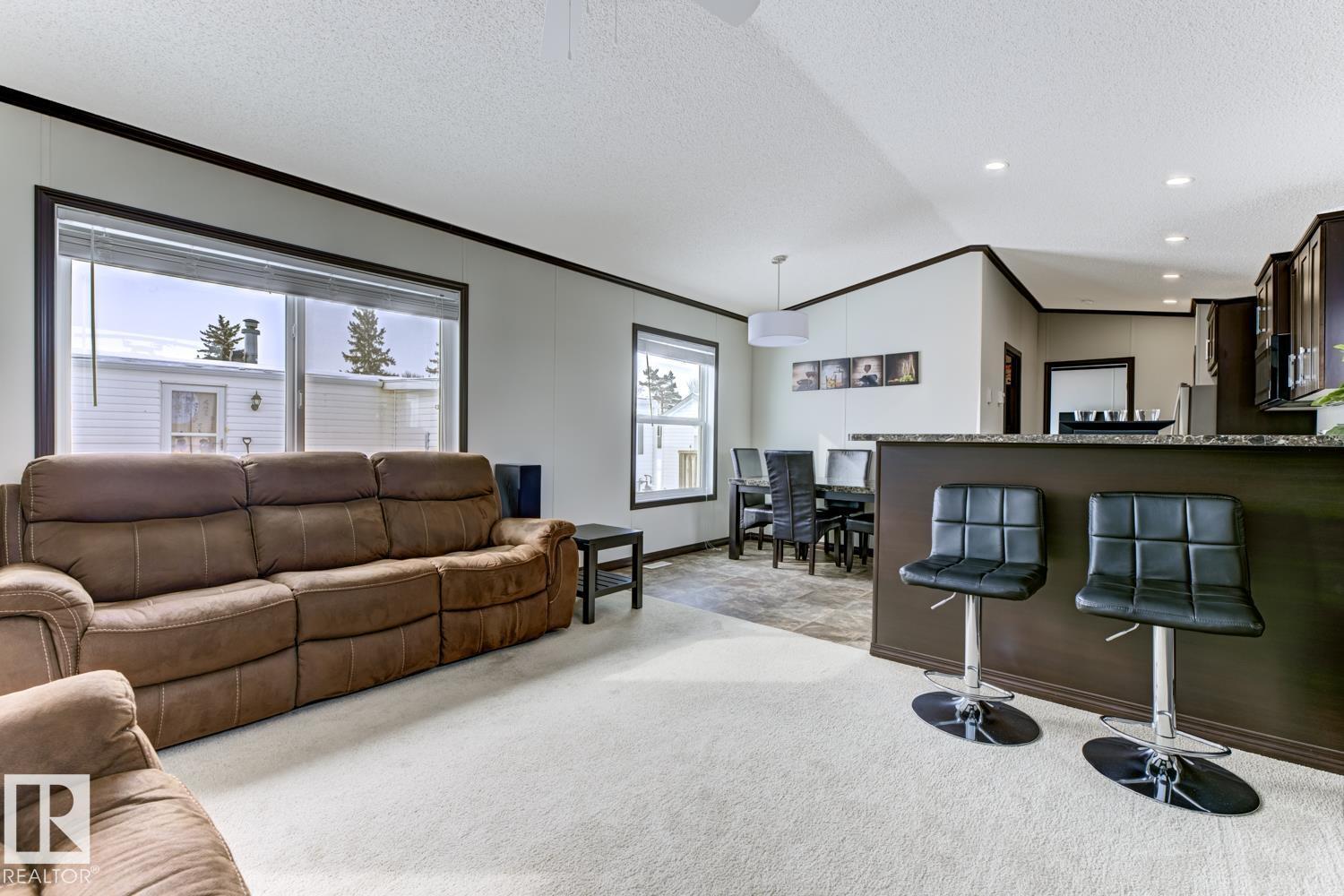 105-12604 153 Avenue NW, Edmonton, AB, T5X4M7 photo 4