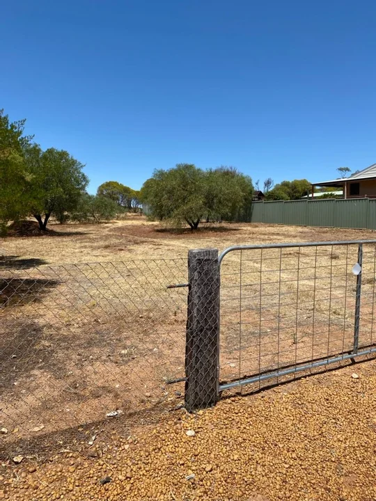 8 Forbes Street, York WA 6302