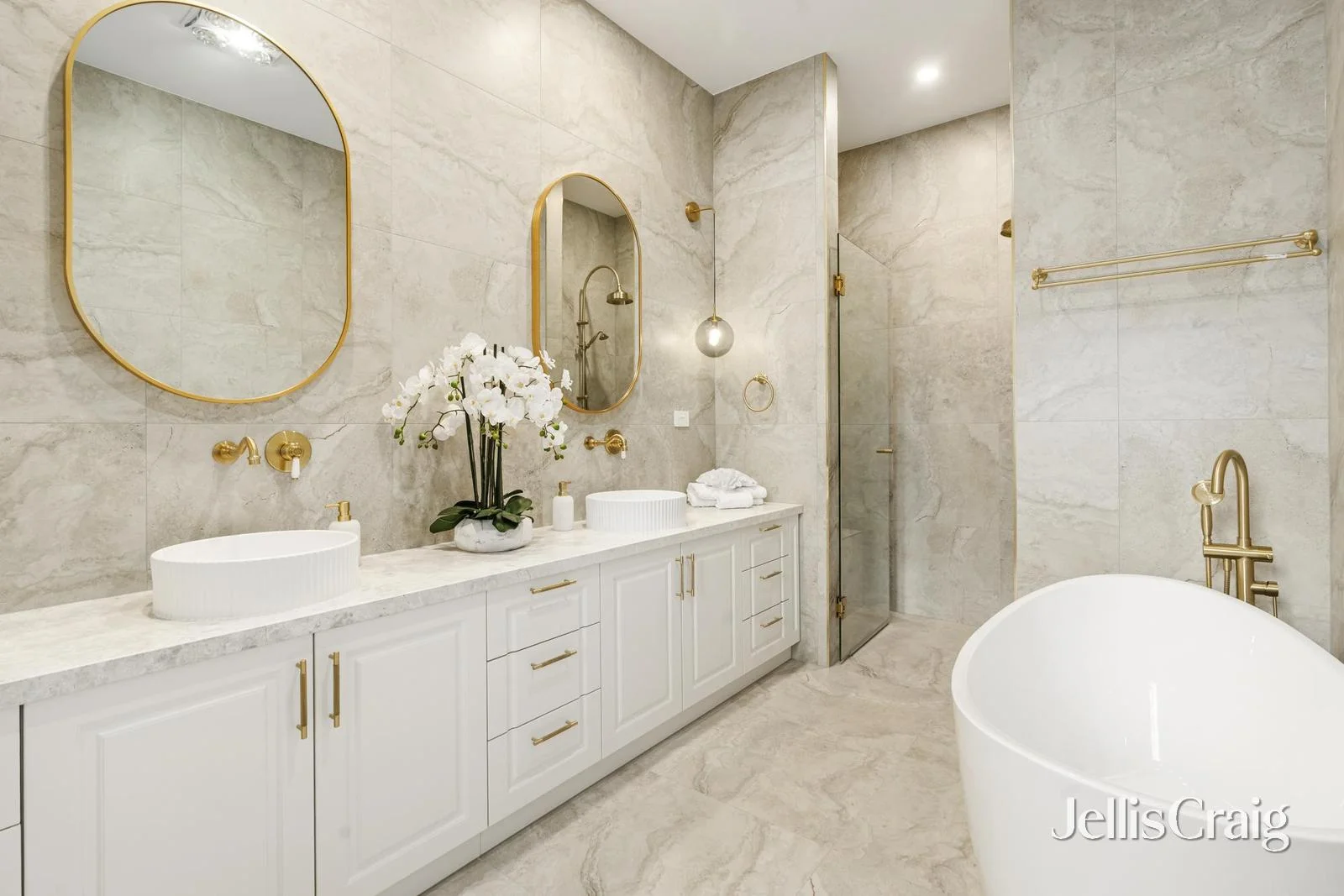 Additional image 19 of 87 Hinkler Road East, Glen Waverley VIC 3150