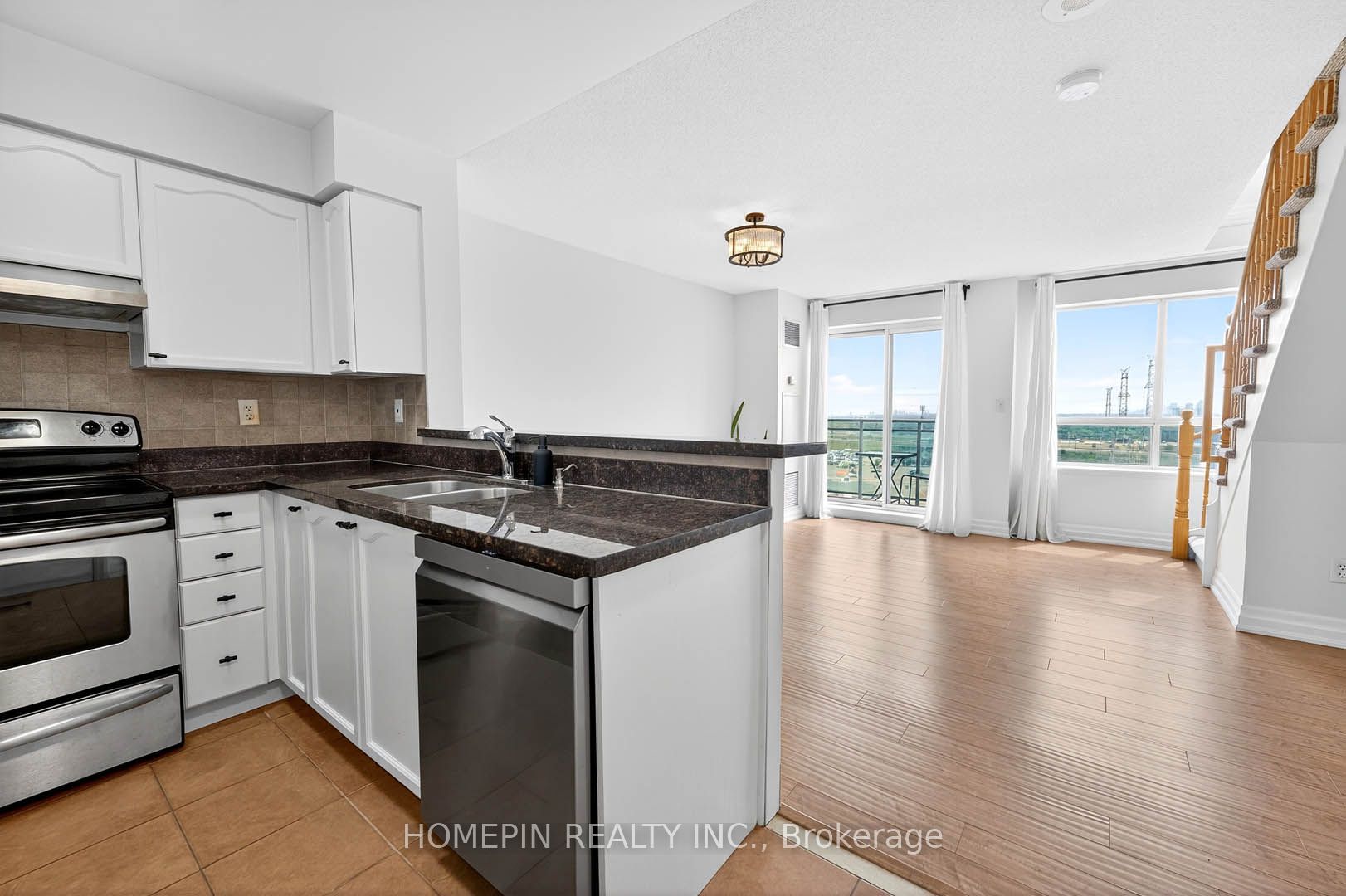 Additional image 4 of 1103-39 Oneida Crescent, Richmond Hill, ON, L4B 4T9