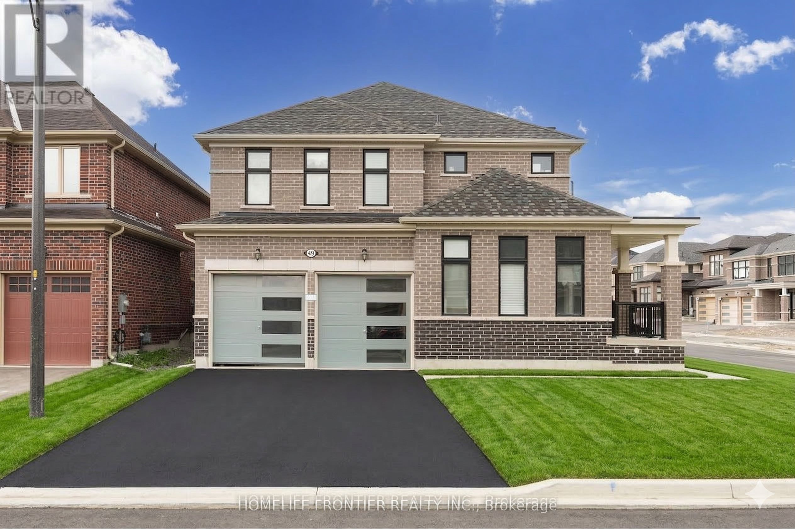 49 Ainslee Hill Crescent, Georgina, ON, L0E 1R0