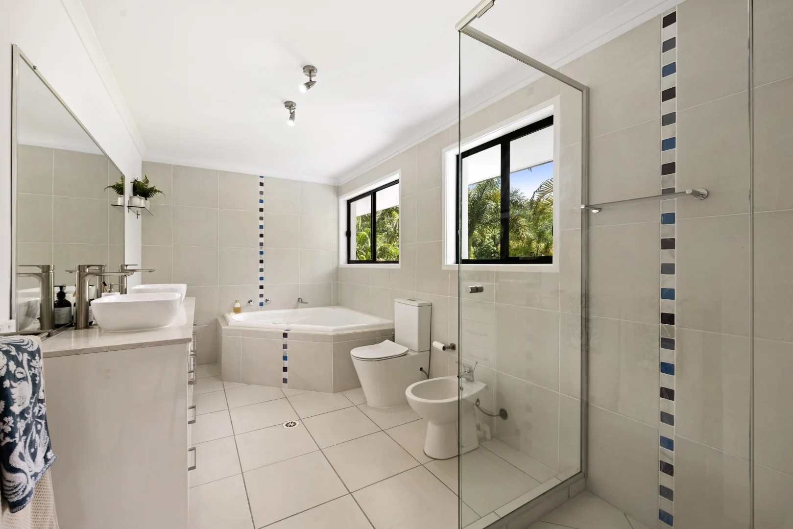 Additional image 21 of 6 Sawreys Road, Forest Glen QLD 4556