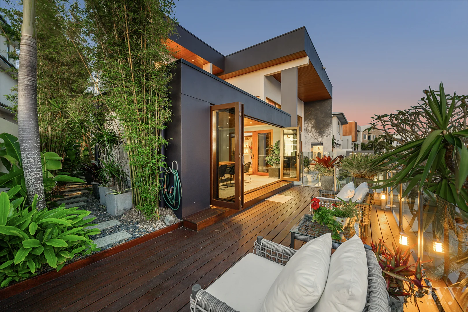 Additional image 11 of 23 Knightsbridge Parade East, Sovereign Islands QLD 4216