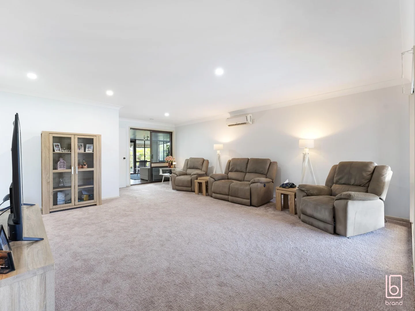 Additional image 4 of 53 Charmhaven Avenue, Charmhaven NSW 2263