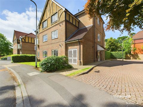 Ashdene Gardens, Reading, Berkshire RG30