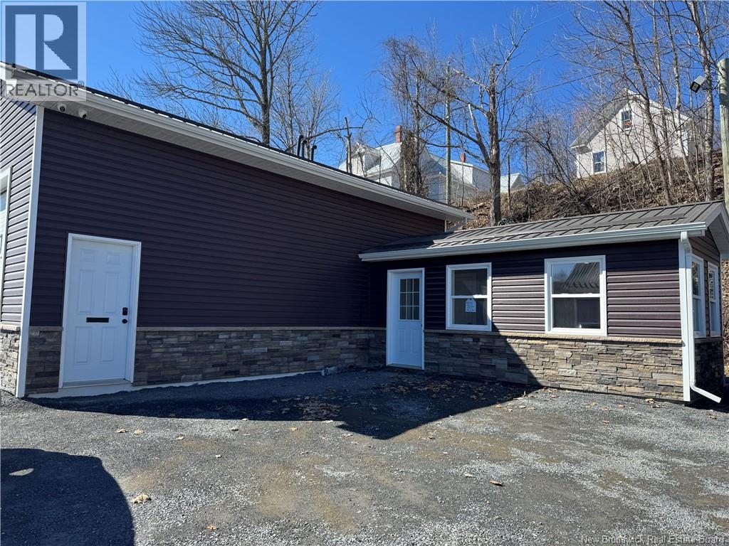 Additional image 5 of 535+539 Main Street, Woodstock, NB, E7M2B9