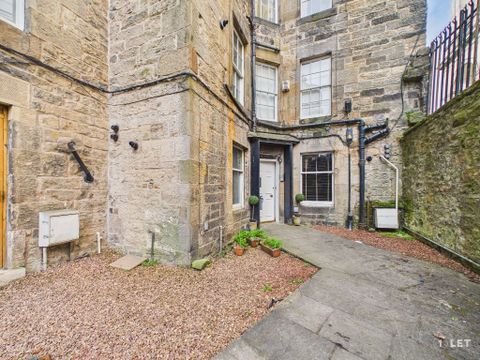 Cumberland Street, North West Lane, New Town, Edinburgh EH3