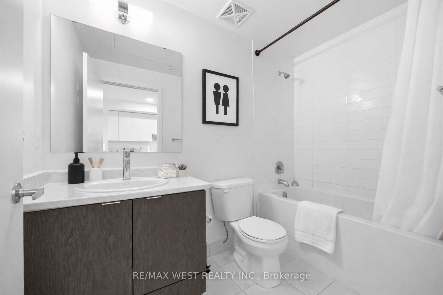 Additional image 6 of 311-120 Canon Jackson Drive, Toronto, ON, M6M 0B8