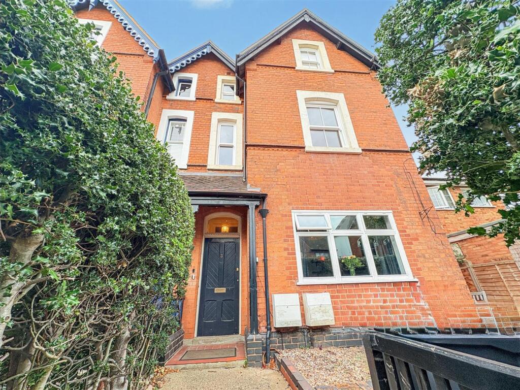 Greenhill Road, Moseley