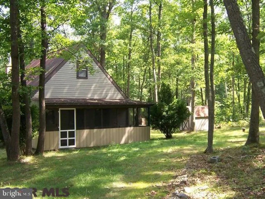 270 Turkey Ridge Road Lane, Moshannon, PA 16859