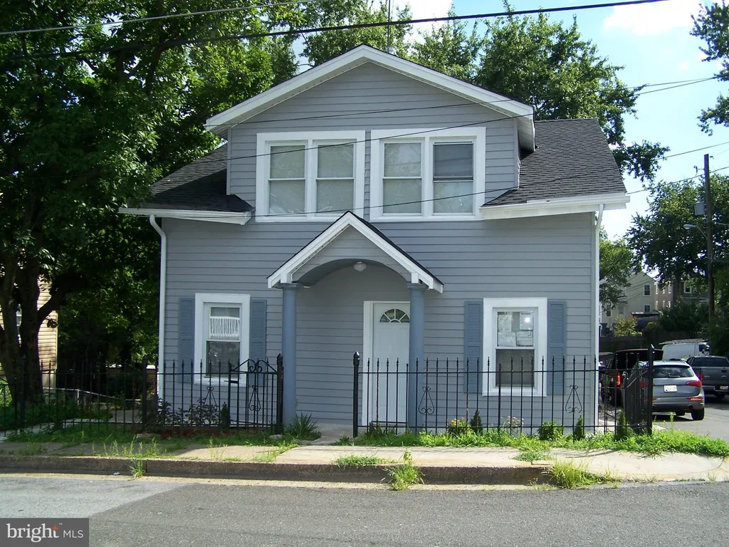 6211 Field Street, Capitol Heights, MD 20743