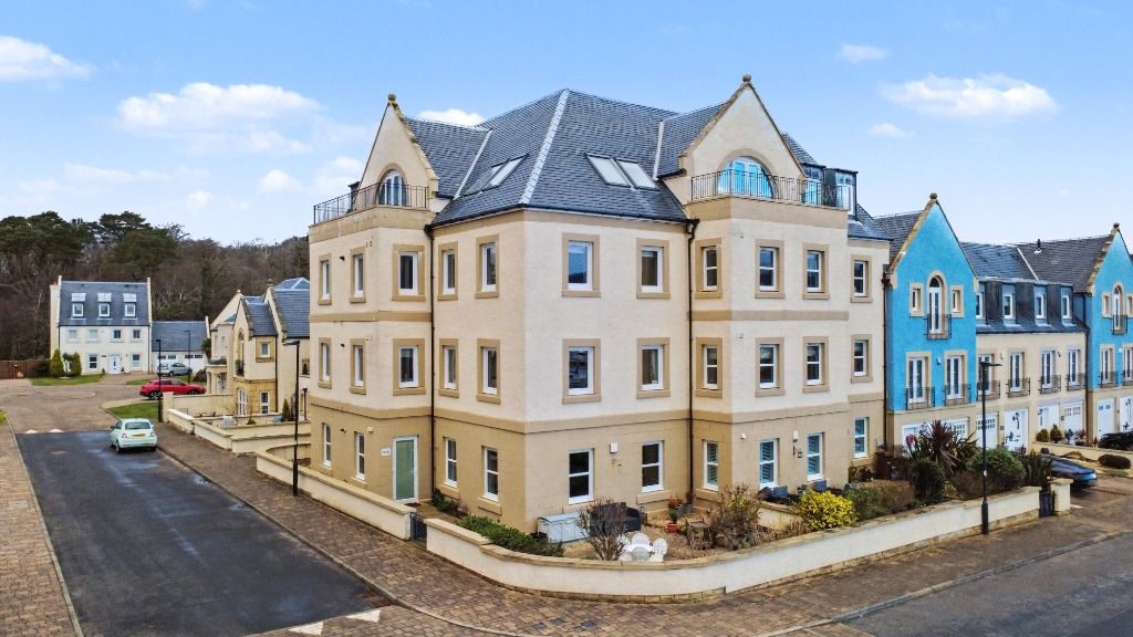 Additional image 2 of 3 bed flat for saleCromarty Grove, Inverclyde, Inverkip PA16
