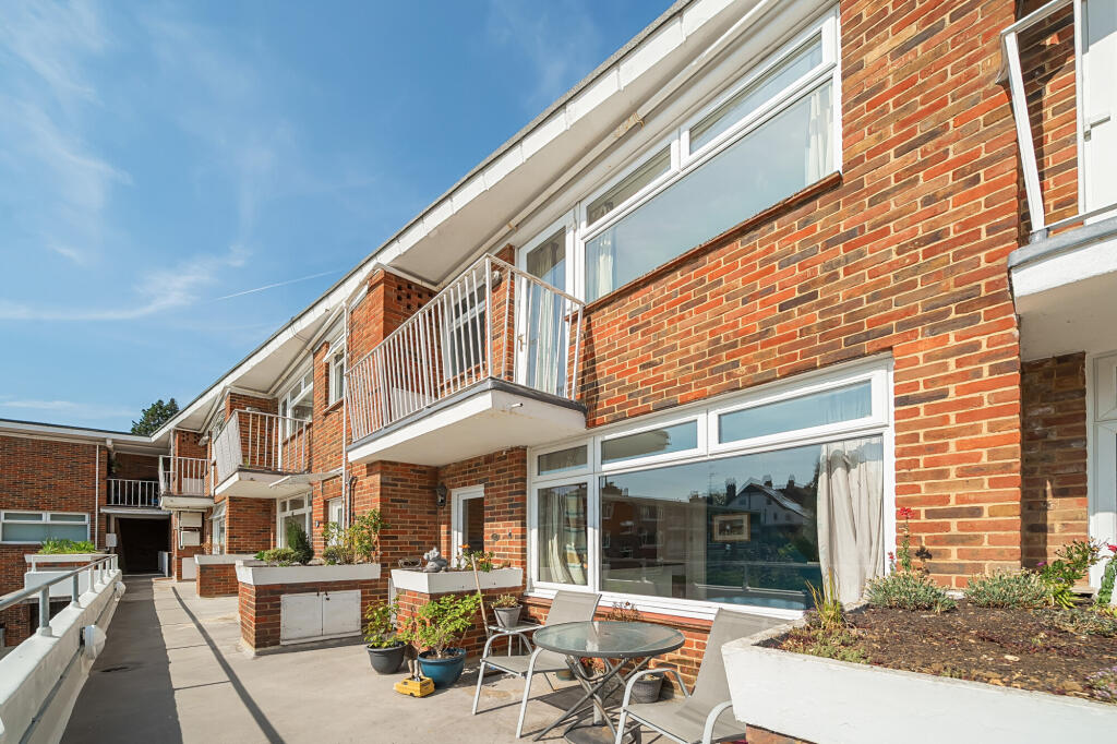 Church Green, Harpenden, AL5