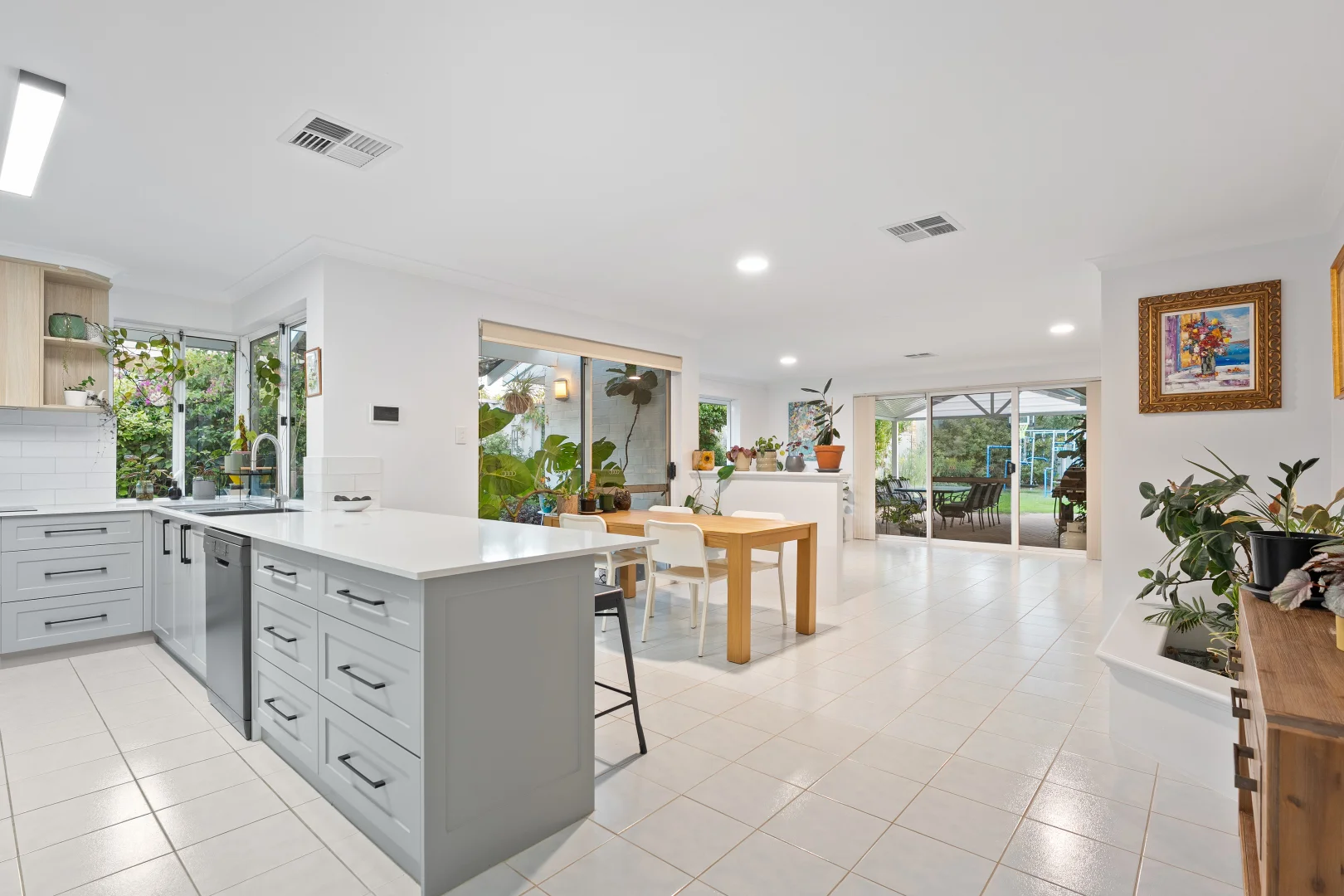 Additional image 10 of 129 Penguin Road, Safety Bay WA 6169