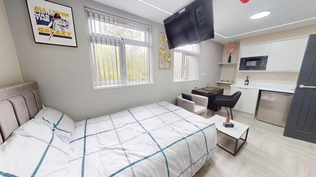 Park Hill Road, Harborne, B17 9HD