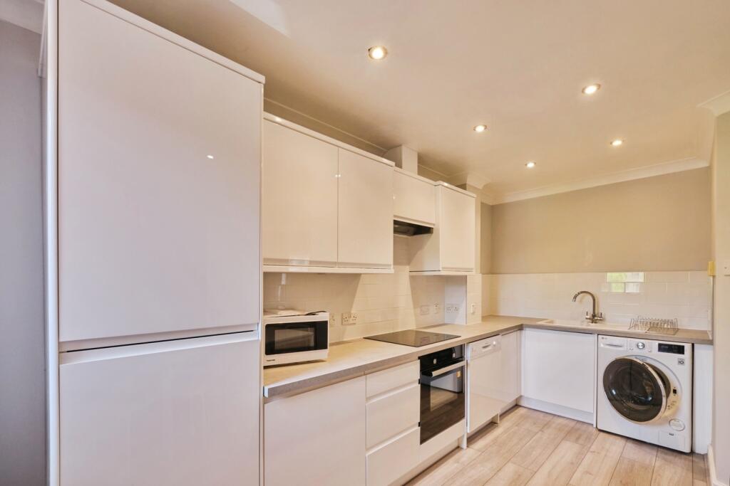 Symphony Court, Birmingham, West Midlands, B16 photo 2