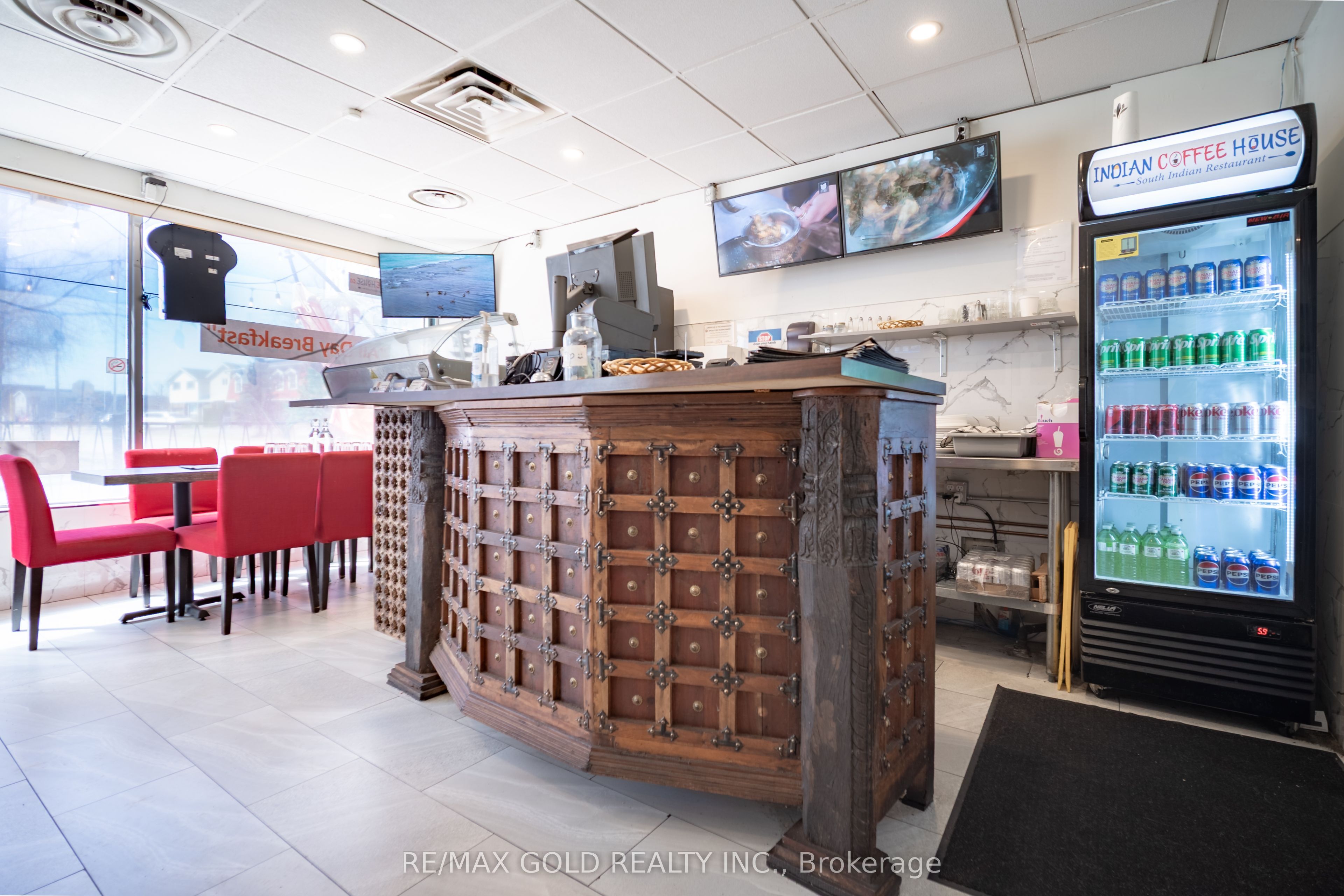 Additional image 6 of unit A-5077 Centre Street, Niagara Falls, ON, L2G 3N8