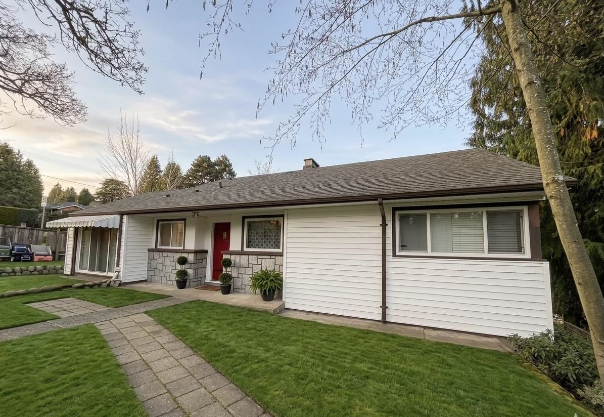 790 15th Street, West Vancouver, BC, V7T 2S8