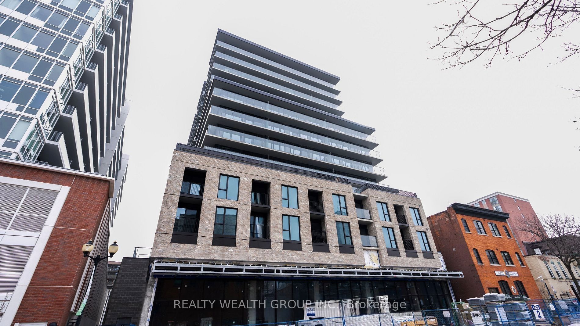 335-1 Jarvis Street, Hamilton, ON, L8R 3J2