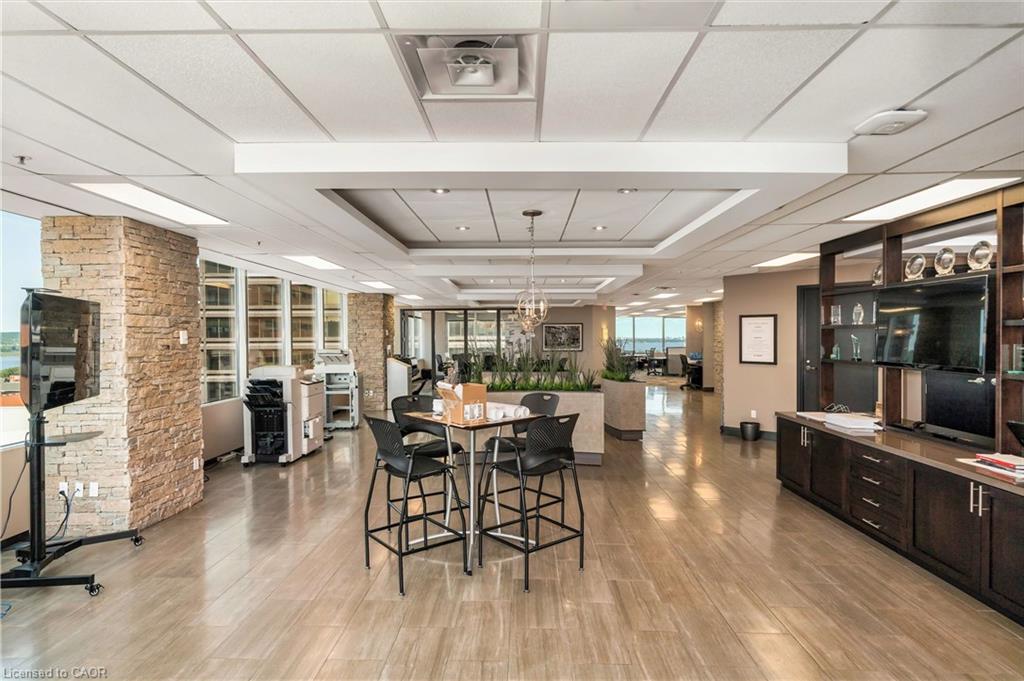 Additional image 3 of 1601-21 King Street W, Hamilton, ON, L8P 4W7