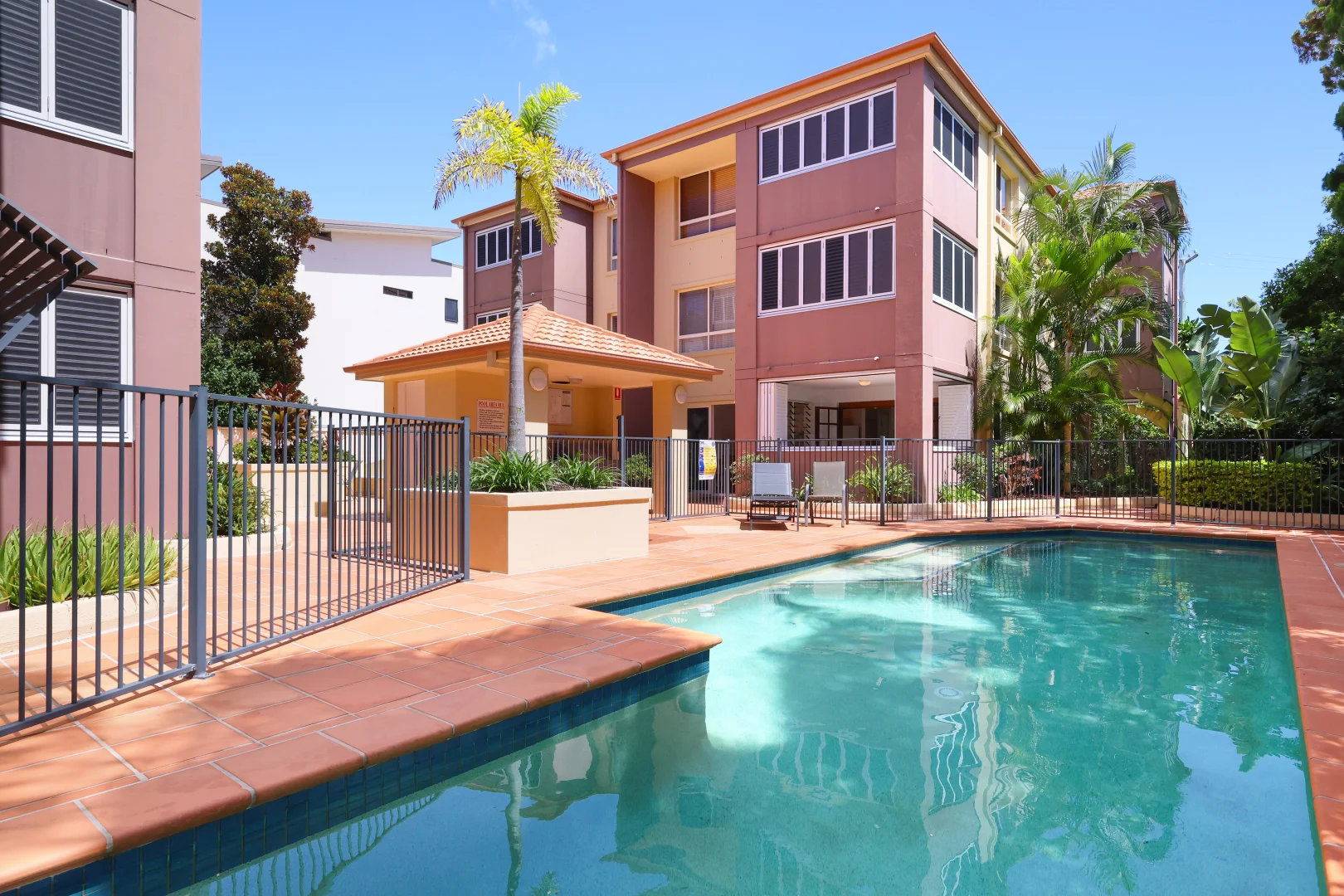 Additional image 9 of 2/89-91 Bayview Street, Runaway Bay QLD 4216