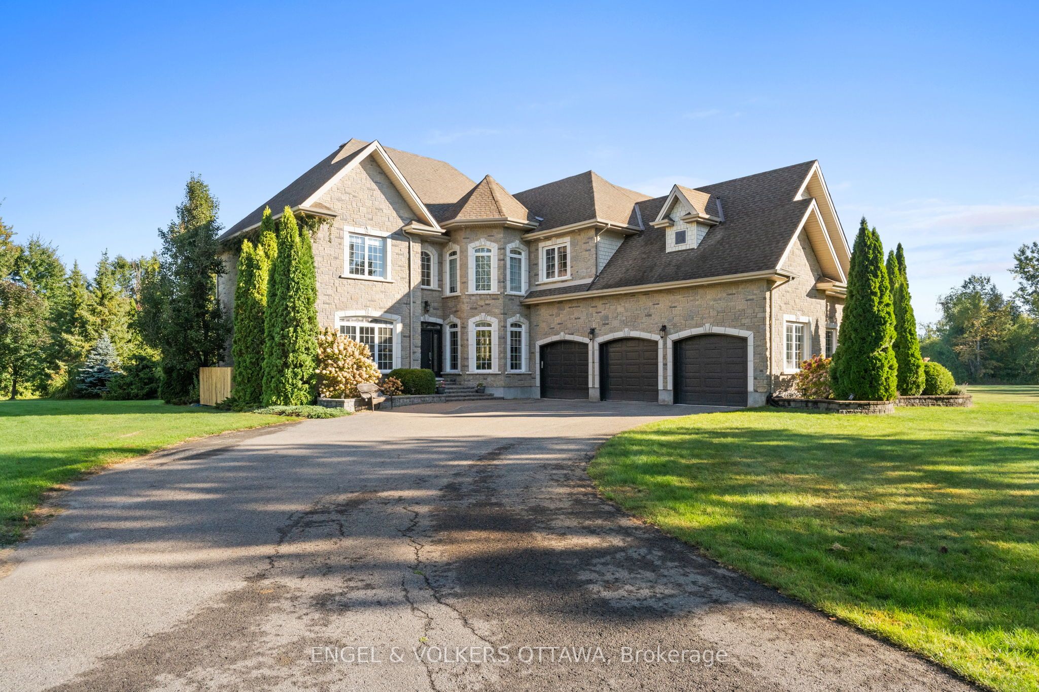 Additional image 2 of 6227 Pebblewoods Drive, Ottawa, ON, K4P 0A1