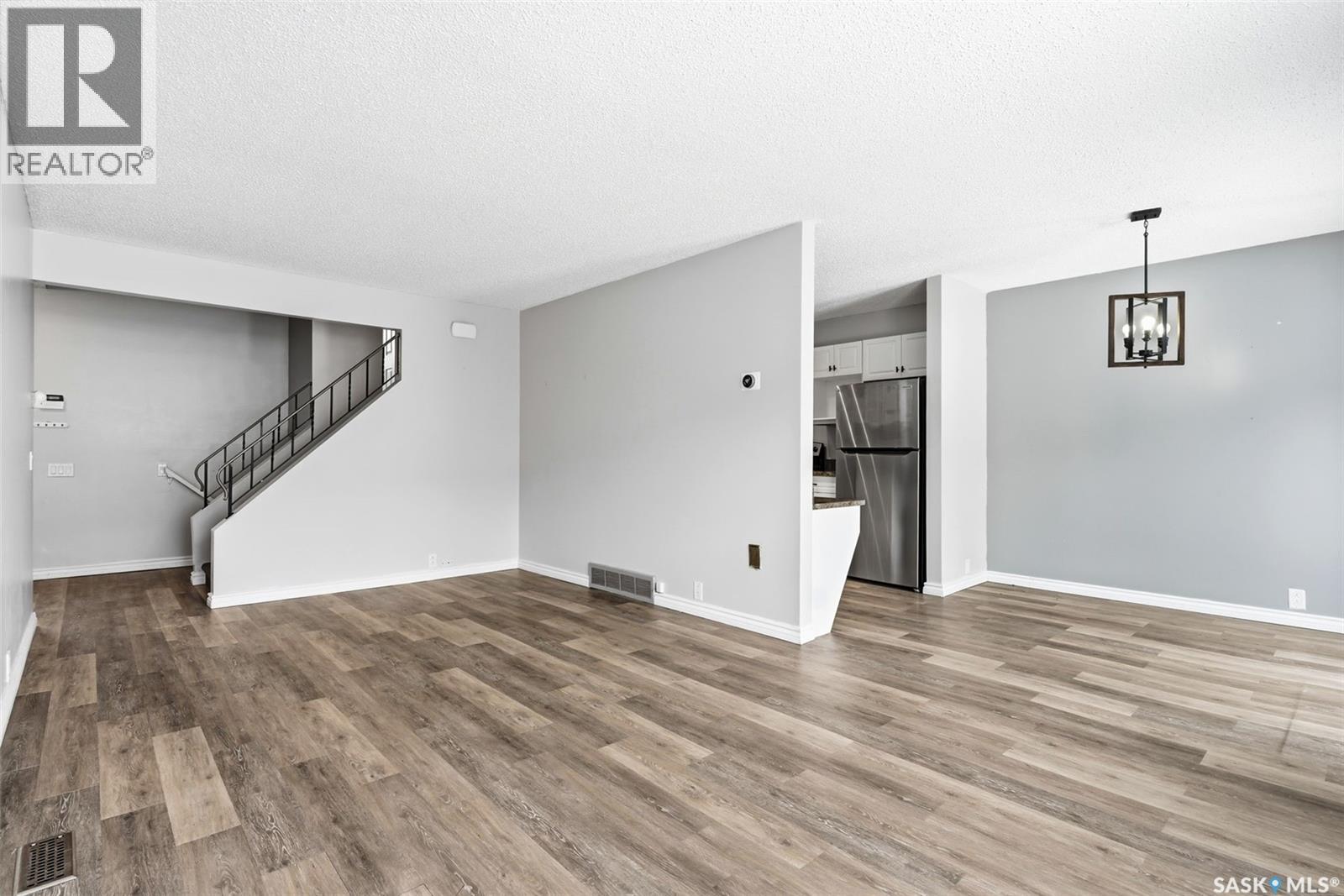 Additional image 5 of 1130 12th Avenue N, Regina, SK, S4R7W7