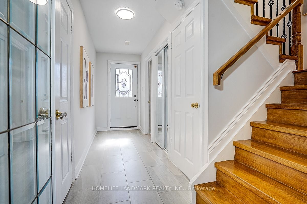 Additional image 5 of 40 Henderson Drive, Aurora, ON, L4G 3L2