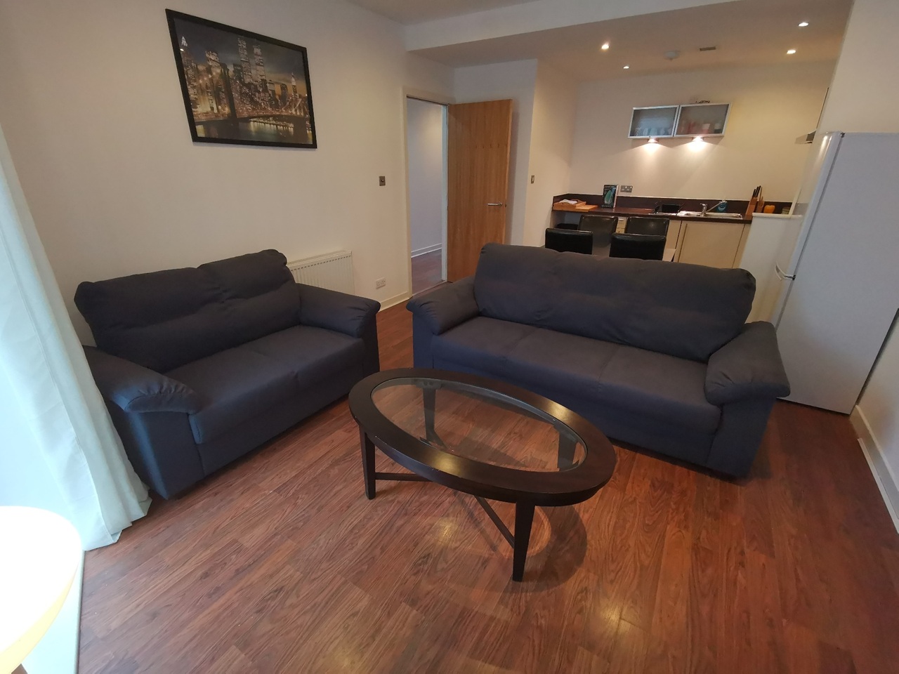 2 Bed Flat, Oswald St, G1, N1 7GU photo 3