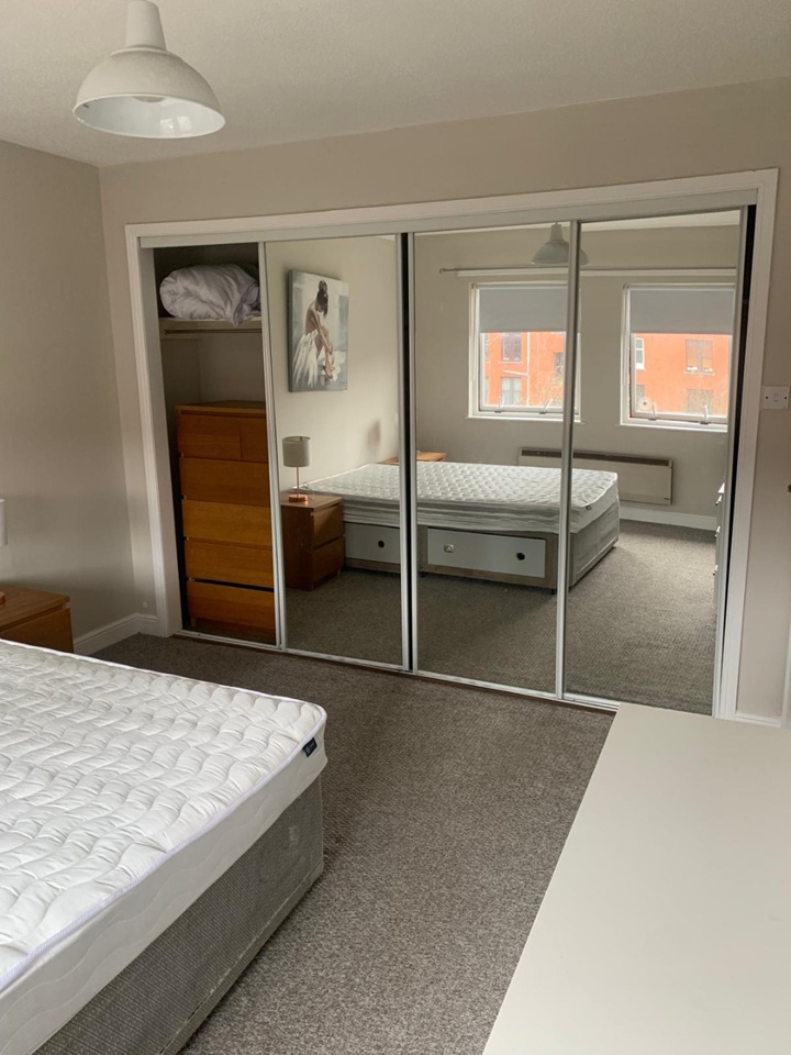 2 Bed Flat, Rosevale St, G11, N1 7GU photo 4