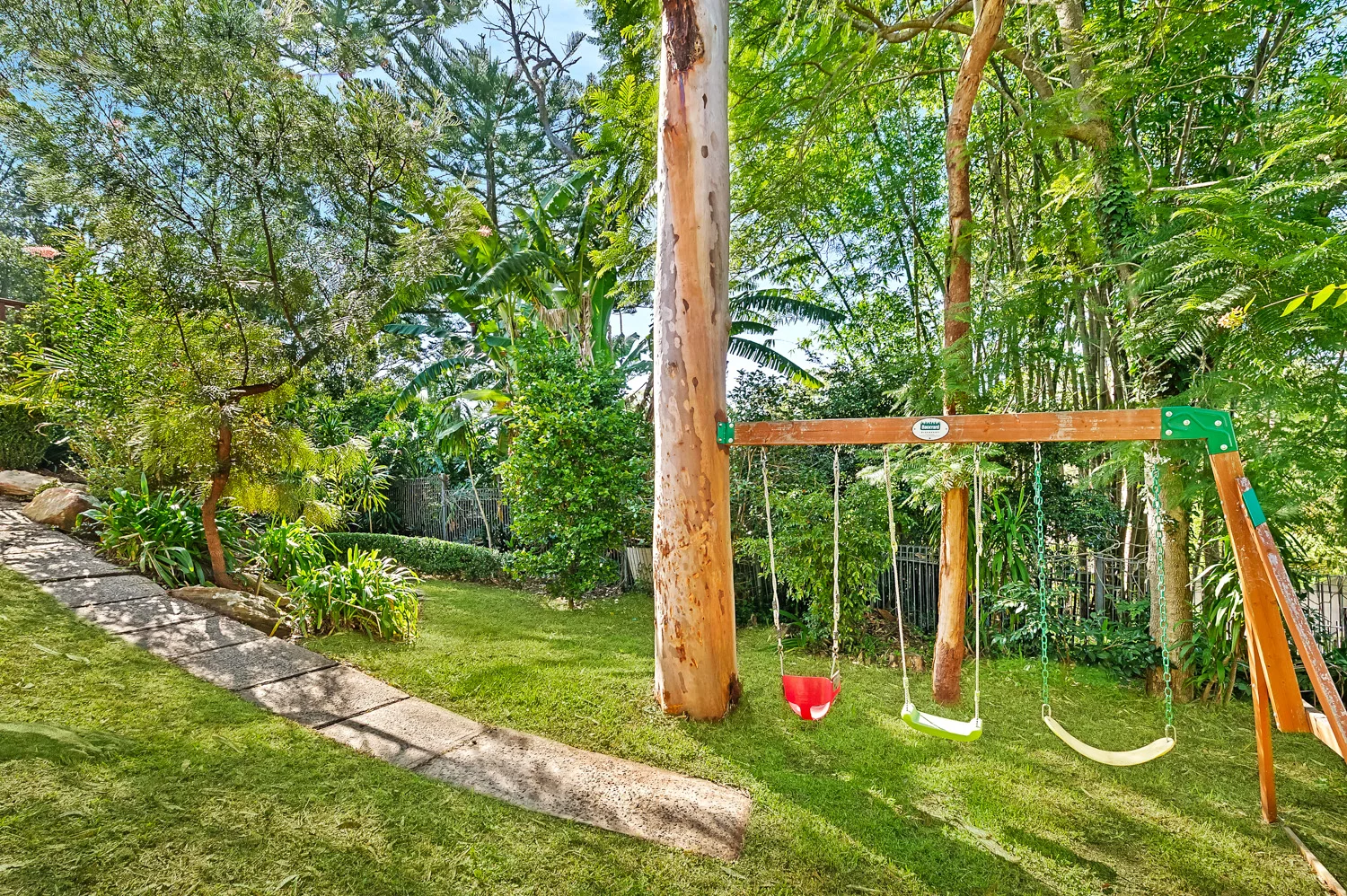 Additional image 13 of 4 Lynne Place, Hornsby NSW 2077