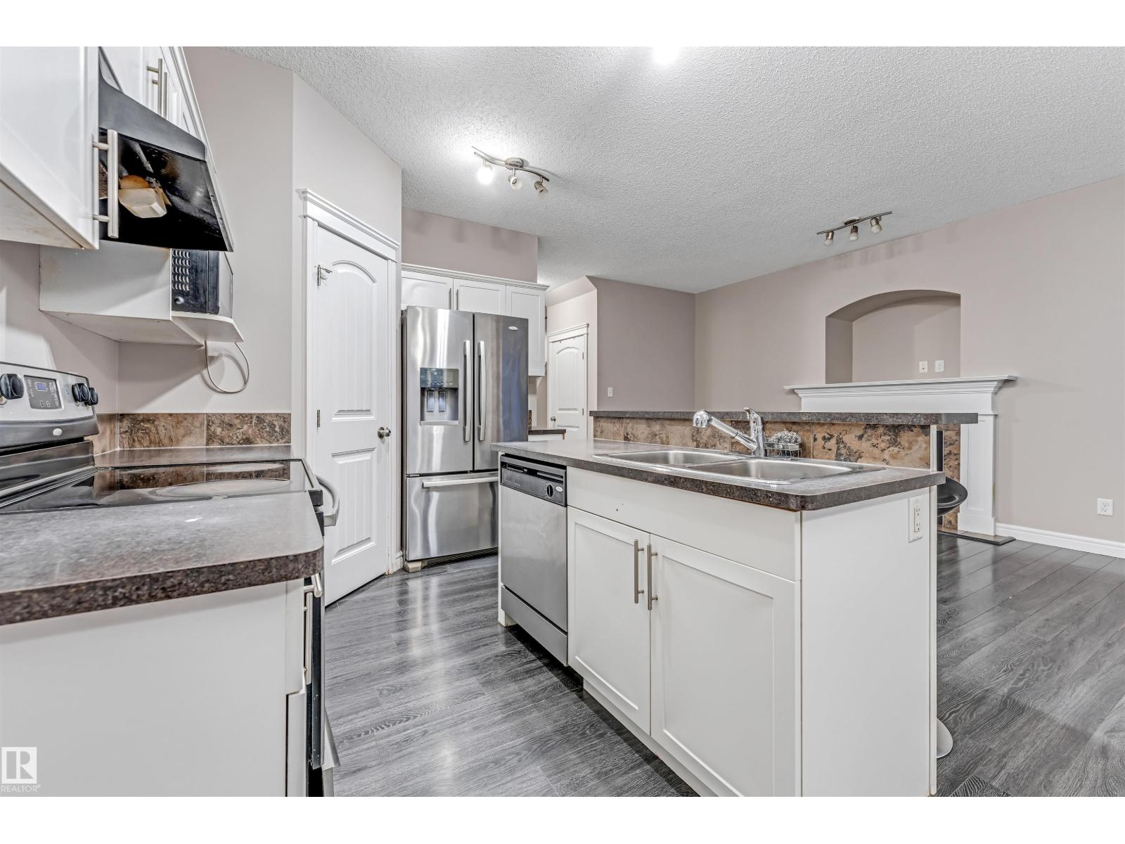 Additional image 5 of 2929 16a Avenue NW, Edmonton, AB, T6T0P8