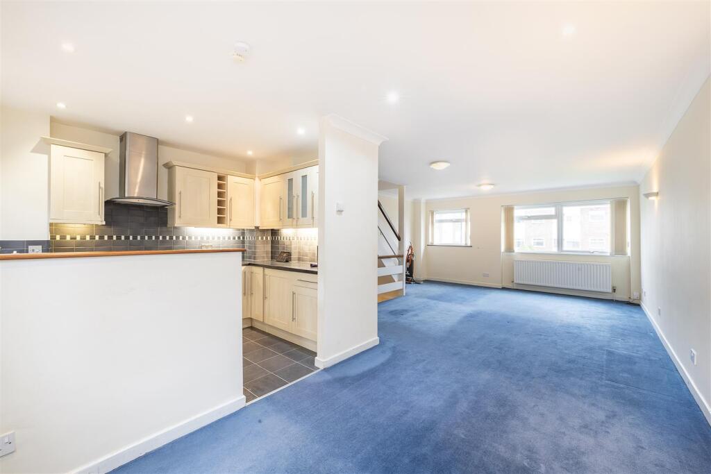 Additional image 3 of Carlton Road, Harpenden