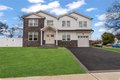 43 Barter Ln, Hicksville, NY, 11801