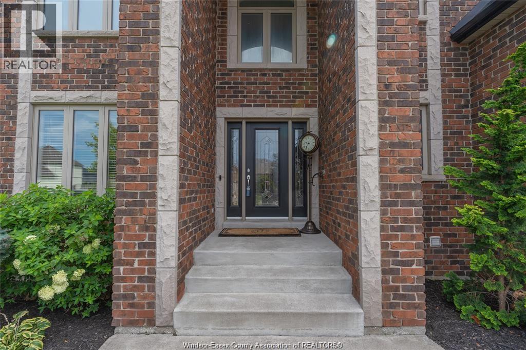 1073 Regency Crescent, Lakeshore, ON, N0R1A0 photo 3