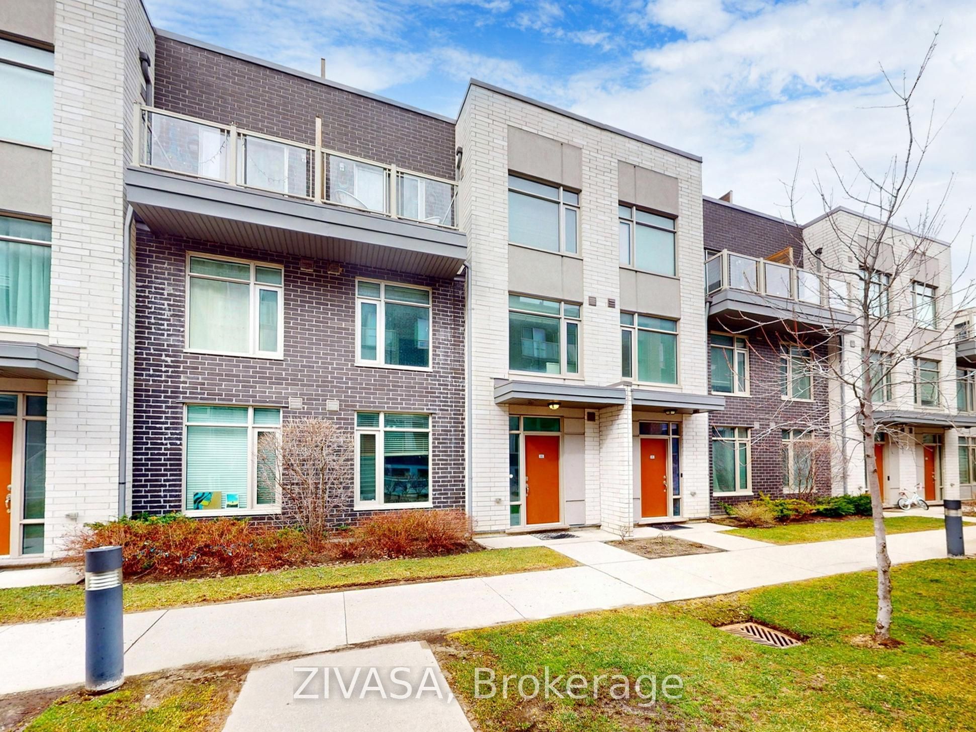 Additional image 2 of 92-15 Applewood Lane, Toronto, ON, M9C 2Z7