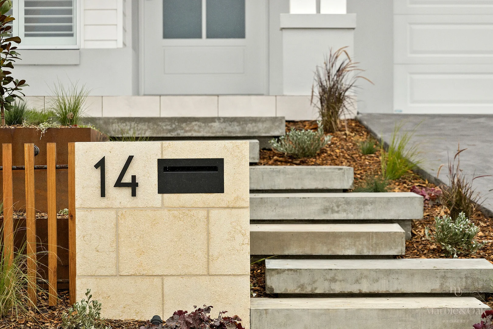 14 Primrose Drive, Moss Vale NSW 2577 photo 2