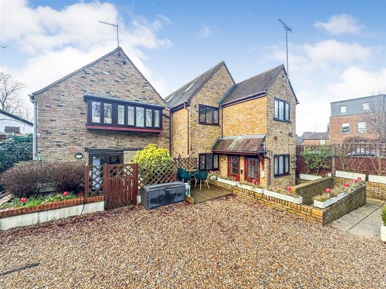 Sun Lane, Harpenden, AL5