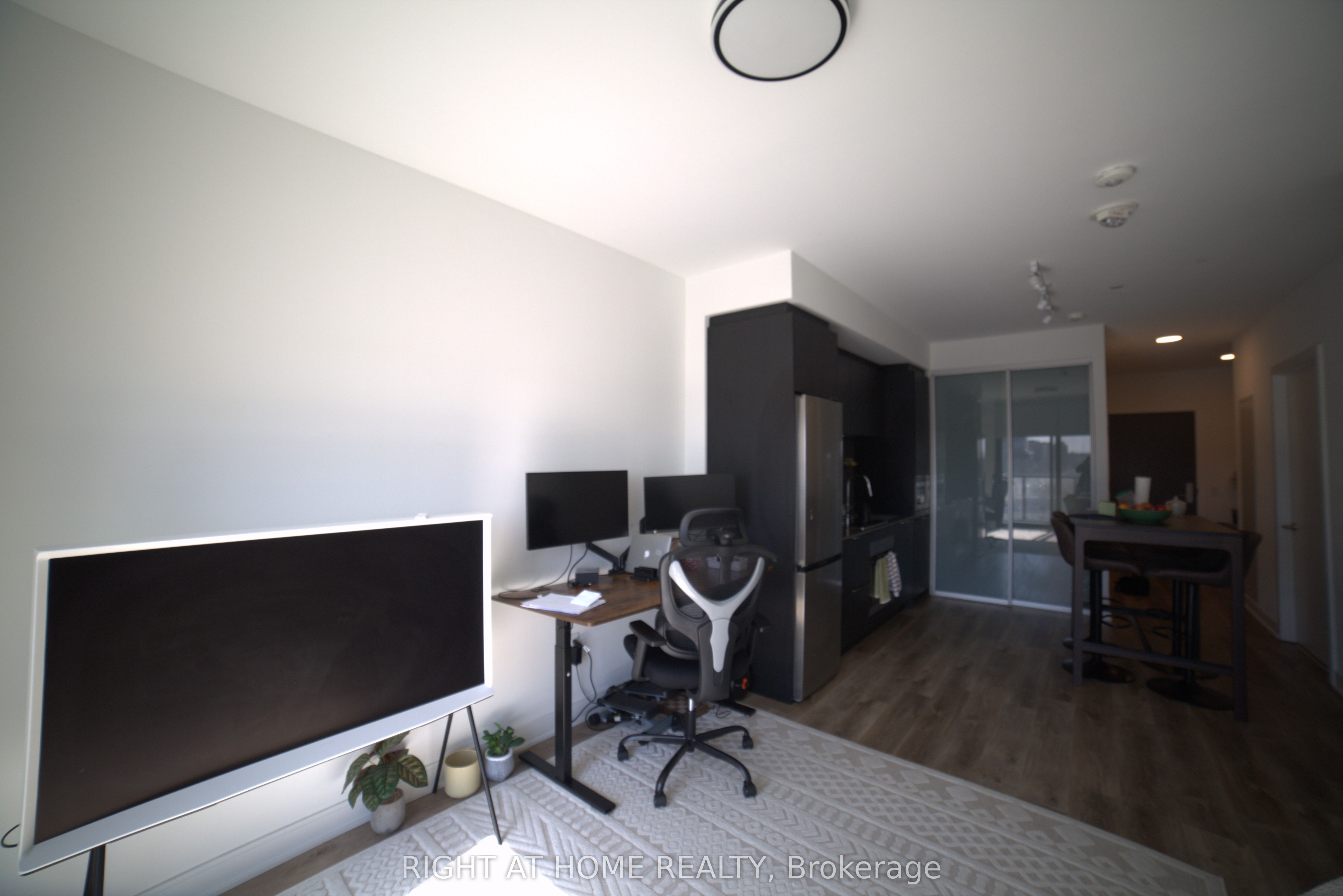 Additional image 4 of 725-86 Dundas Street E, Mississauga, ON, L5A 0B1