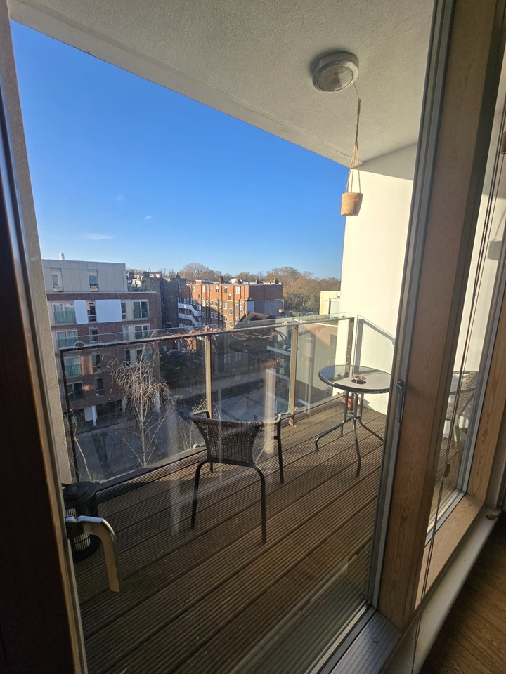 Room in a Shared Flat, Wingate Square, SW4, N1 7GU photo 5
