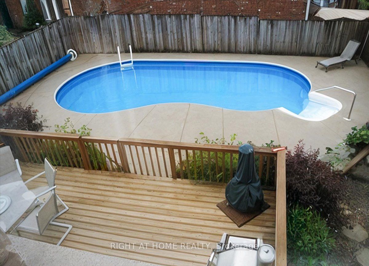 7 Michael Crescent, Barrie, ON, L4M 6Y9 photo 3