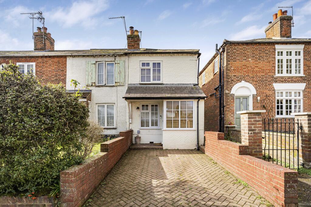 High Street, Redbourn, AL3
