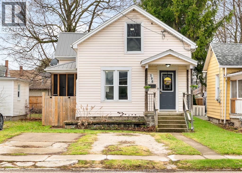 198 Raleigh , Chatham, ON, N7M2N7